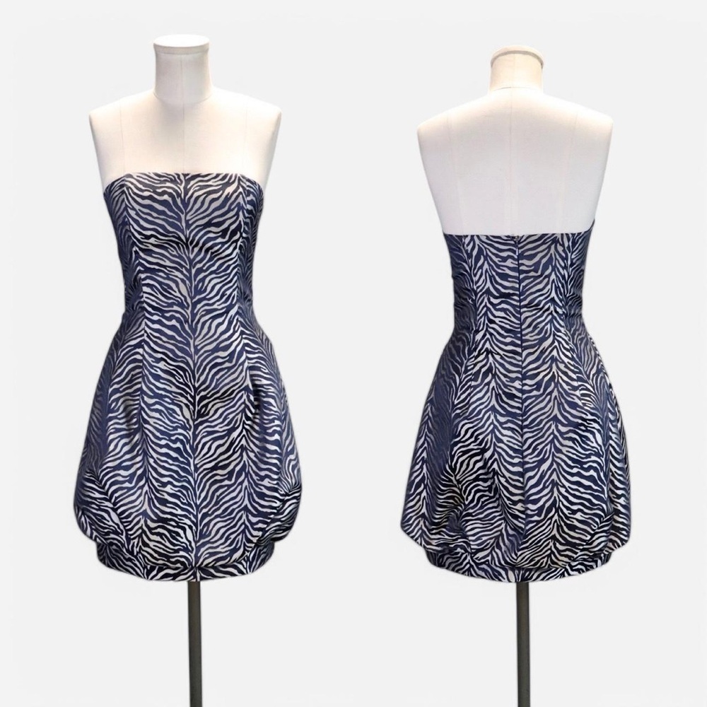 Cache Vintage Strapless zebra bubble hem mini dress silver Blue sz 4